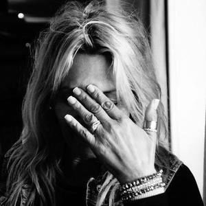 Meet your Posher, Aurea